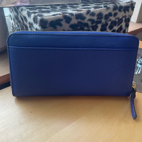 Kate Spade Large Continental Zip Wallet in Lux Blue Saffiano Leather - Picture 13 of 13